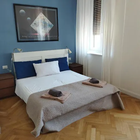 Гостевой дом Piazza Goldoni
